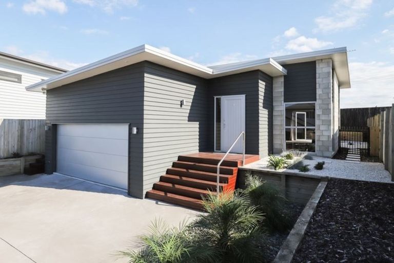 Photo of property in 18a Castleton Way, Flagstaff, Hamilton, 3210