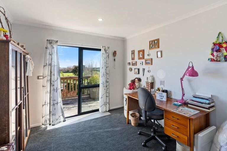 Photo of property in 29a Eastern Rise, Manakau, Levin, 5573