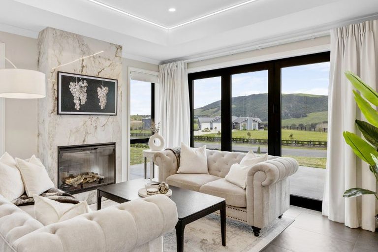 Photo of property in 40 King Road, Kinloch, Taupo, 3385