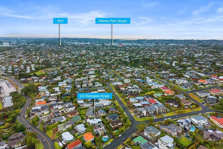 Photo of property in 2/2 Rahopara Street, Castor Bay, Auckland, 0620