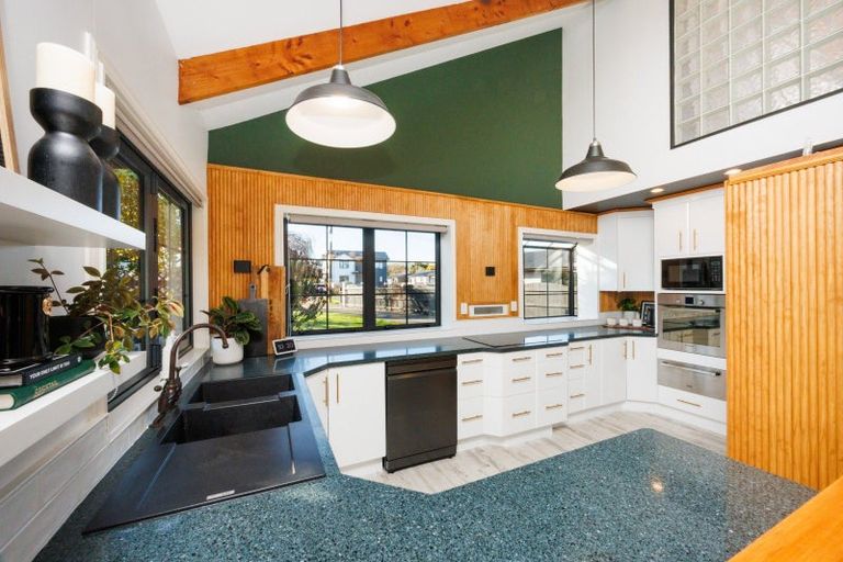Photo of property in 141 Oxford Street, Ashhurst, 4810