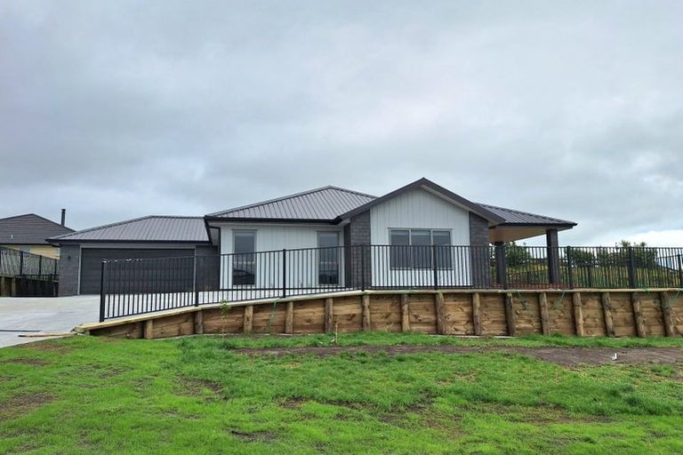 Photo of property in 11 Acacia Avenue, Coastlands, Whakatane, 3120