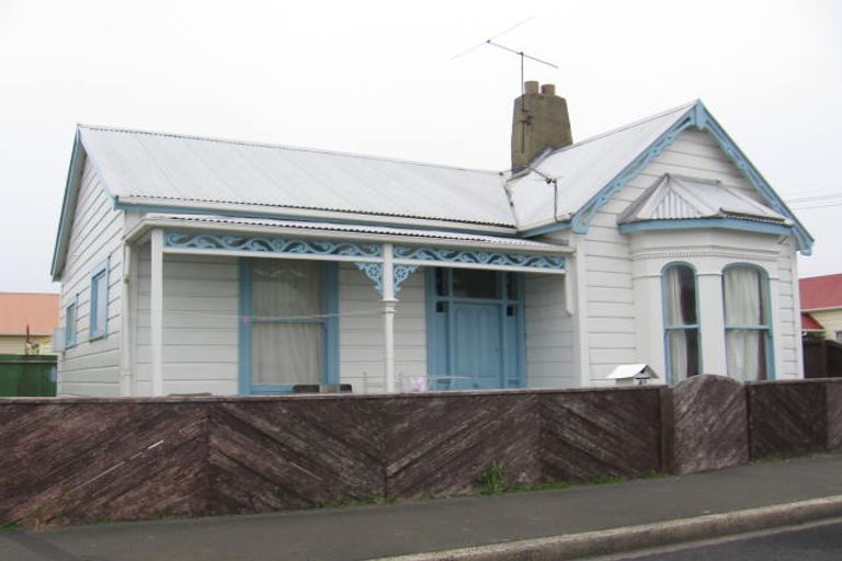 Photo of property in 41 Bathgate Street, South Dunedin, Dunedin, 9012