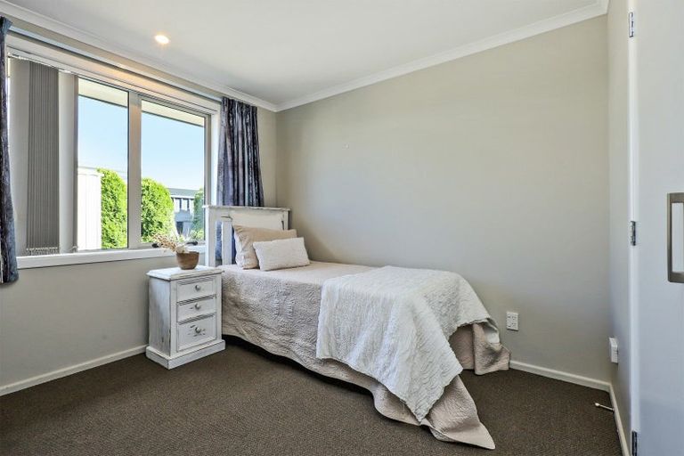 Photo of property in 2a Goddard Lane, Havelock North, 4130