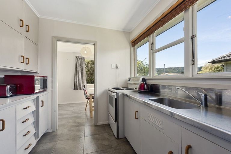 Photo of property in 19 Shakespeare Avenue, Trentham, Upper Hutt, 5018