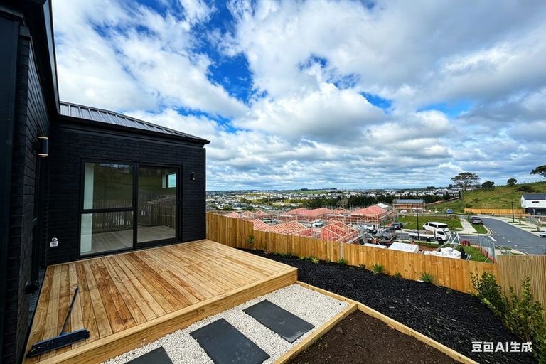 Photo of property in 2 Moko Road, Orewa, 0931