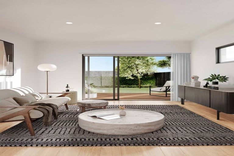 Photo of property in 4/13 Fairdale Place, Birkdale, Auckland, 0626