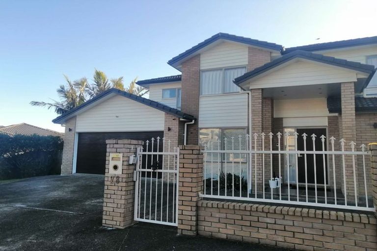 Photo of property in 28 Kilkelly Avenue, Pinehill, Auckland, 0632
