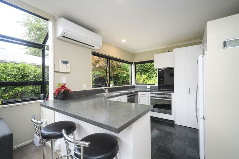Photo of property in 16c Montgomery Terrace, Hokowhitu, Palmerston North, 4410