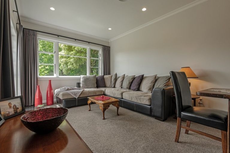 Photo of property in 8 Hughes Avenue, Hokowhitu, Palmerston North, 4410
