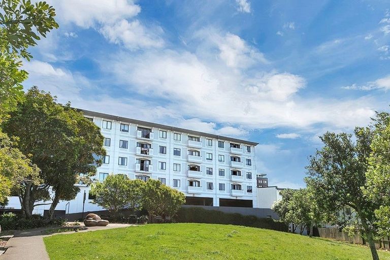 Photo of property in 1g/160 Symonds Street, Eden Terrace, Auckland, 1010