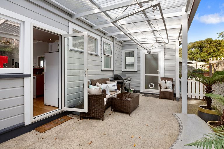 Photo of property in 9 Moana Crescent, Musselburgh, Dunedin, 9013