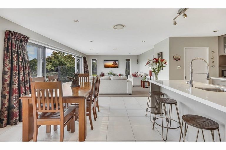 Photo of property in 27 Sovereign Boulevard, Kaiapoi, 7630