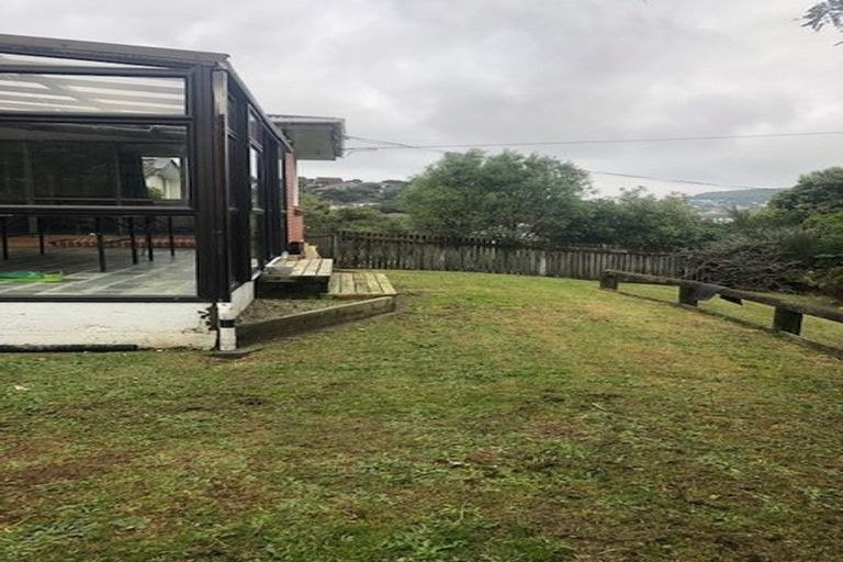 Photo of property in 27 Govind Grove, Ngaio, Wellington, 6035