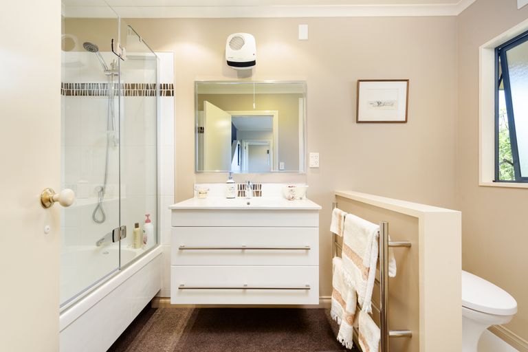 Photo of property in 27 La Cumbre Close, Bethlehem, Tauranga, 3110