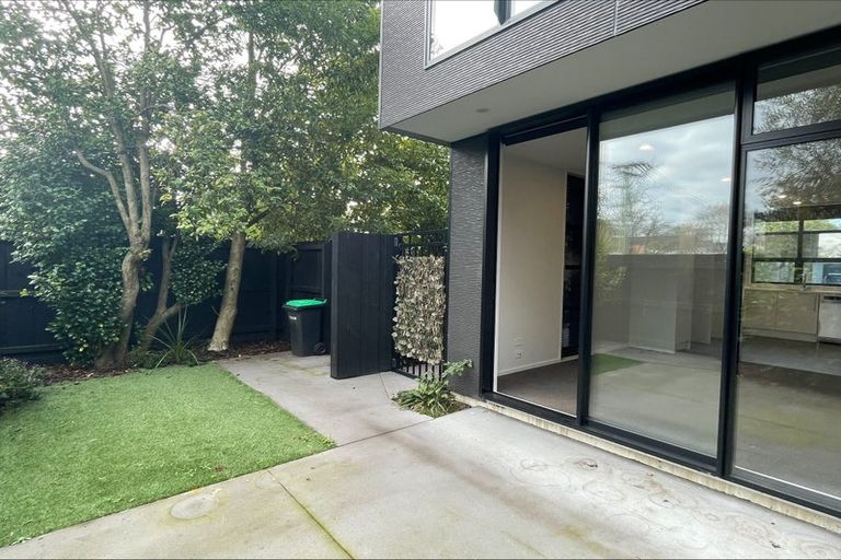Photo of property in 6/27 Gracefield Avenue, Christchurch Central, Christchurch, 8013