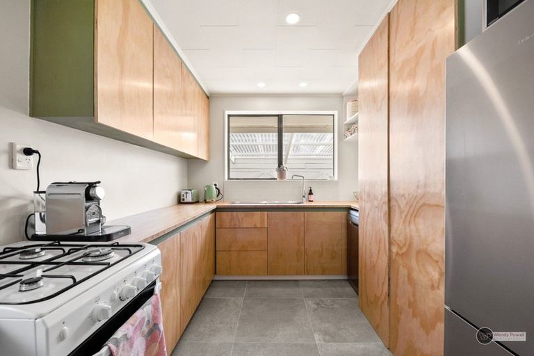 Photo of property in 1/44 Cruickshank Road, Clouston Park, Upper Hutt, 5018