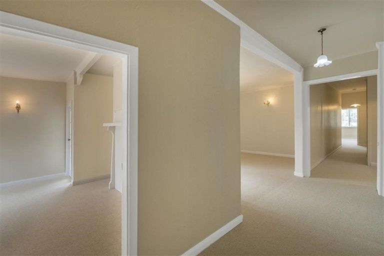 Photo of property in 10 Rimu Road, Kelburn, Wellington, 6012