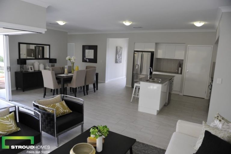 Photo of property in 23 Hewson Drive, Snells Beach, 0920