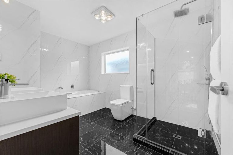 Photo of property in 62 Castlederg Drive, Flat Bush, Auckland, 2019