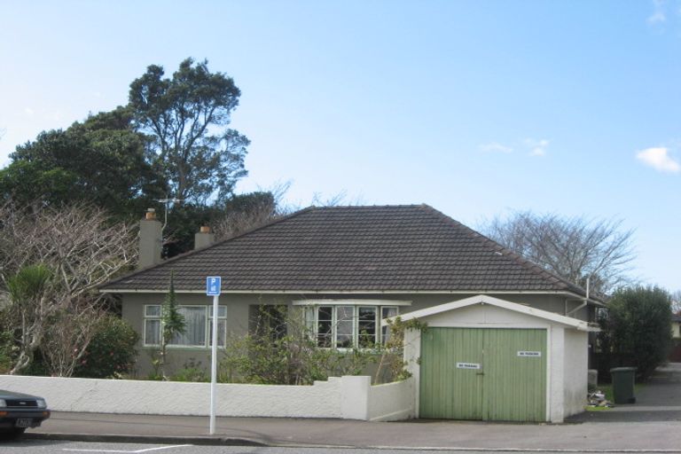 Photo of property in 41b Mangorei Road, Strandon, New Plymouth, 4312