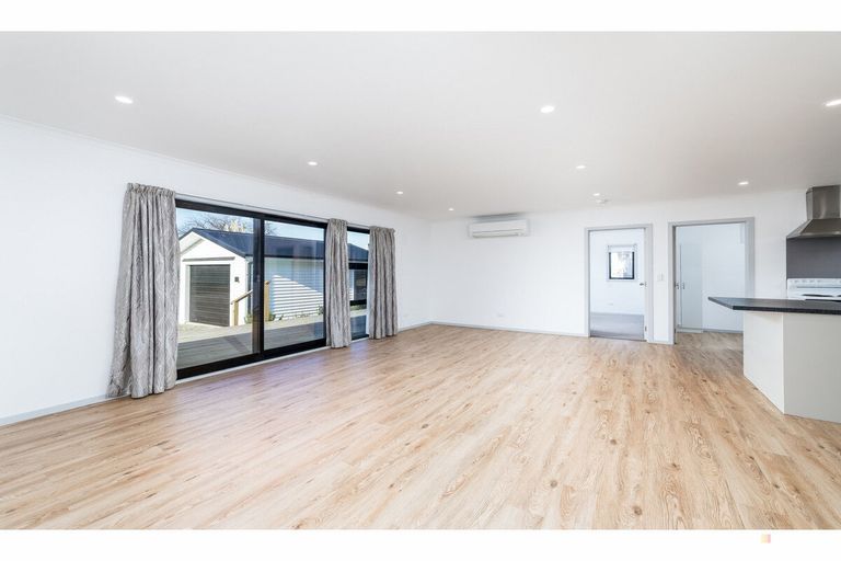 Photo of property in 11 Exeter Street, Waimate, 7924