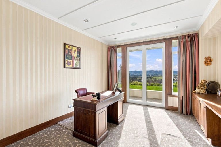 Photo of property in 6 Gracemount Place, Kinmont Park, Mosgiel, 9024