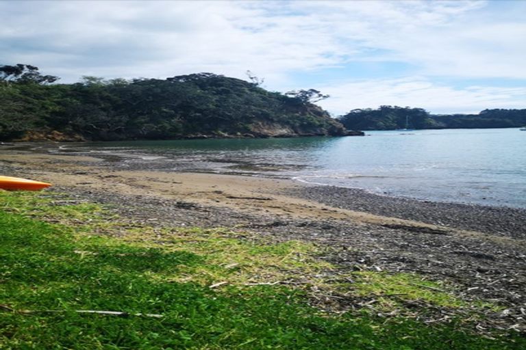 Photo of property in 26 Pacific Bay Road, Tutukaka, Whangarei, 0173