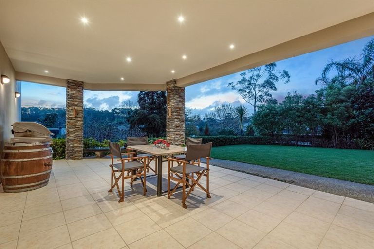 Photo of property in 1 Kahikatea Close, Campbells Bay, Auckland, 0630