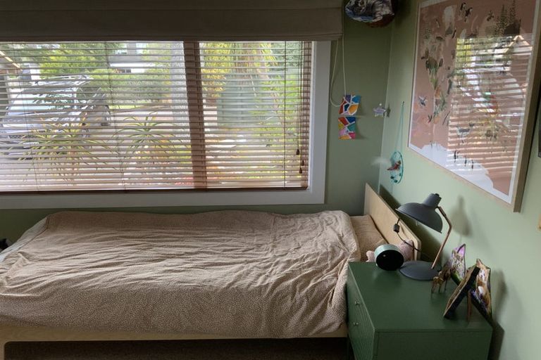 Photo of property in 37 Tanglewood Place, Cockle Bay, Auckland, 2014