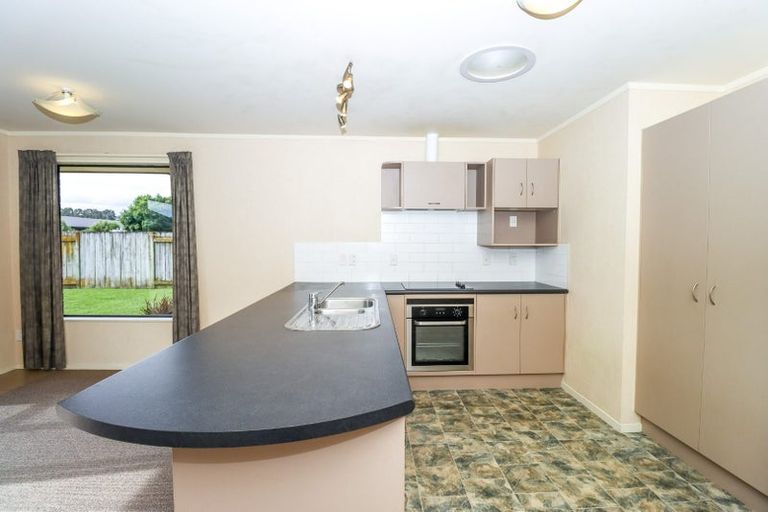 Photo of property in 17 Meridian Grove, Kelvin Grove, Palmerston North, 4414