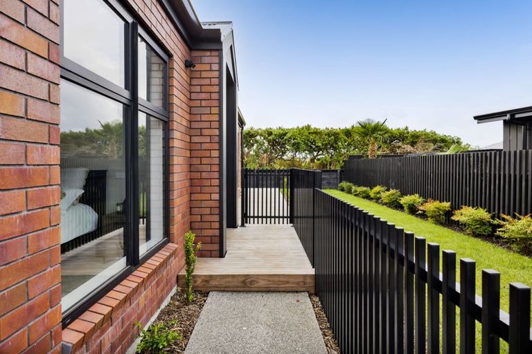 Photo of property in 15 Papawhero Drive, Bell Block, New Plymouth, 4312