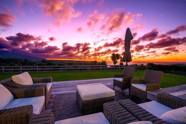 Photo of property in 13 Washer Road, Omata, New Plymouth, 4374