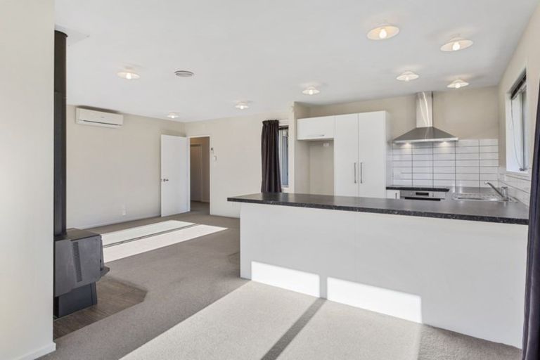 Photo of property in 3 Stonebridge Lane, Oxford, 7430