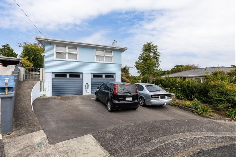 Photo of property in 6 Sardinha Place, Marfell, New Plymouth, 4310