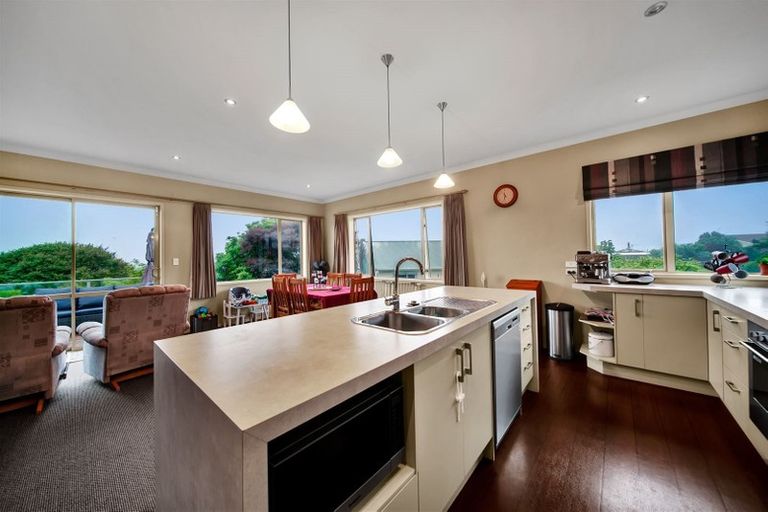 Photo of property in 8 Bandon Grove, Bell Block, New Plymouth, 4312