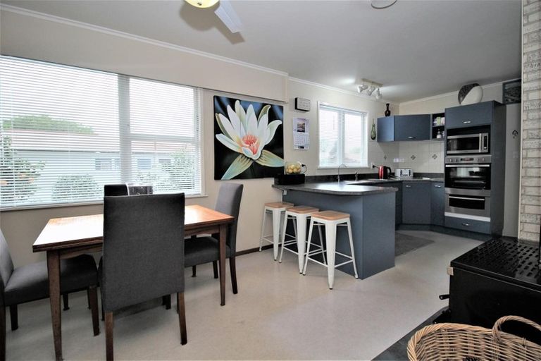 Photo of property in 18 Hawea Place, Tikipunga, Whangarei, 0112