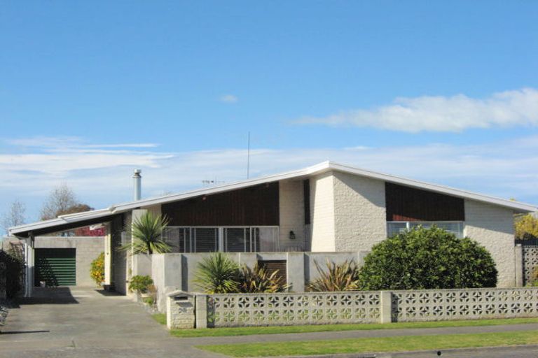 Photo of property in 28 Konini Crescent, Pirimai, Napier, 4112