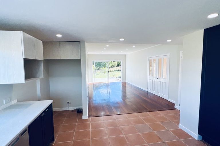 Photo of property in 619 State Highway 16, Kumeu, 0891