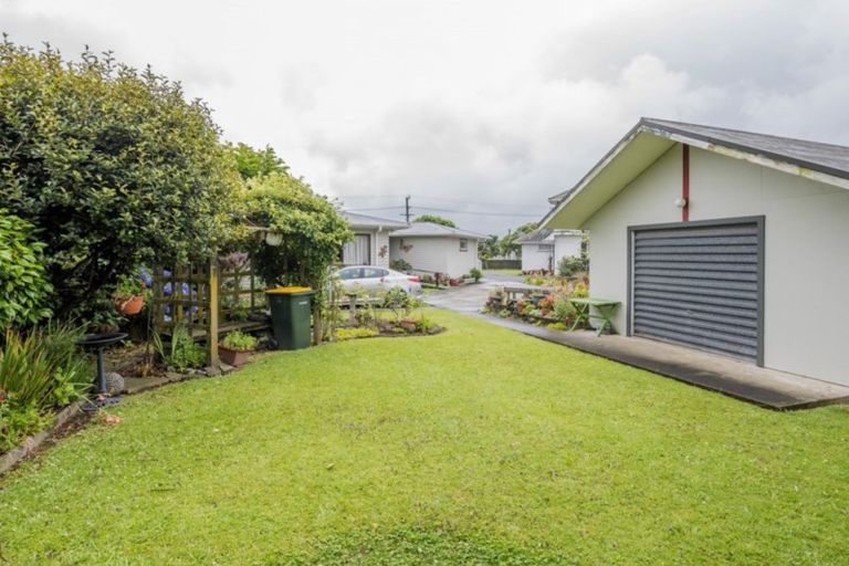 Photo of property in 158 Winchester Street, Levin, 5510