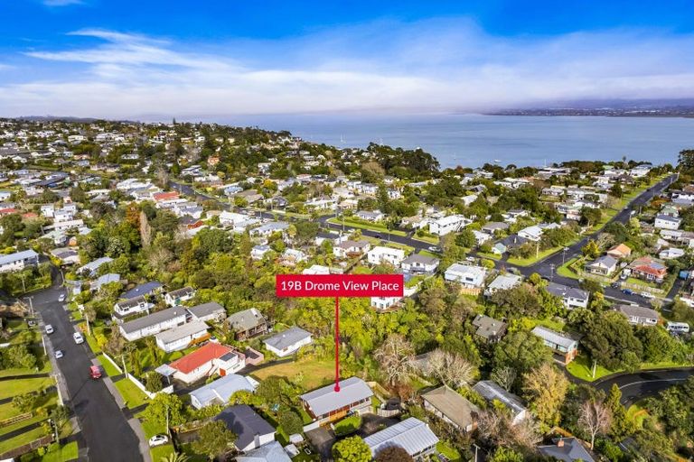 Photo of property in 1/19 Drome View Place, Beach Haven, Auckland, 0626