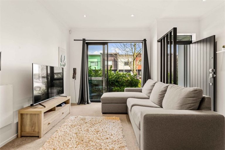 Photo of property in 96 Squadron Drive, Hobsonville, Auckland, 0618