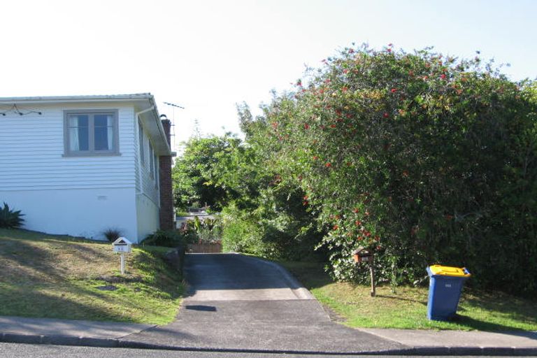Photo of property in 2/15 Killarney Avenue, Torbay, Auckland, 0630