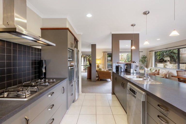 Photo of property in 44 Athfield Drive, Bethlehem, Tauranga, 3110