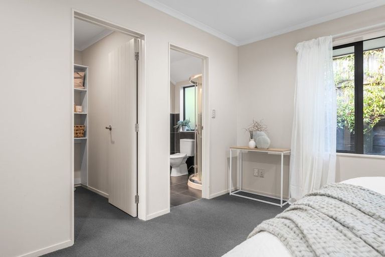 Photo of property in 51 Magellan Rise, Flagstaff, Hamilton, 3210