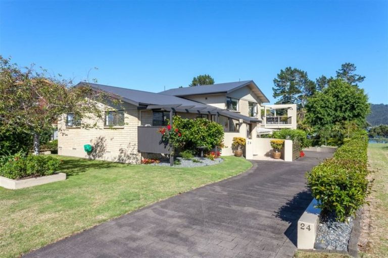 Photo of property in 24 Dunlop Drive, Pauanui, Hikuai, 3579