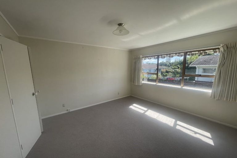 Photo of property in 3/191 Lake Road, Belmont, Auckland, 0622