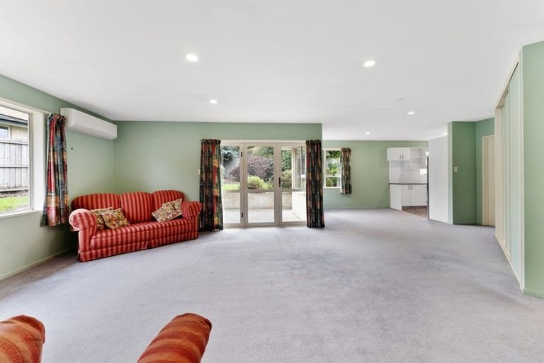 Photo of property in 12 Mcdougal Place, Kaiapoi, 7630