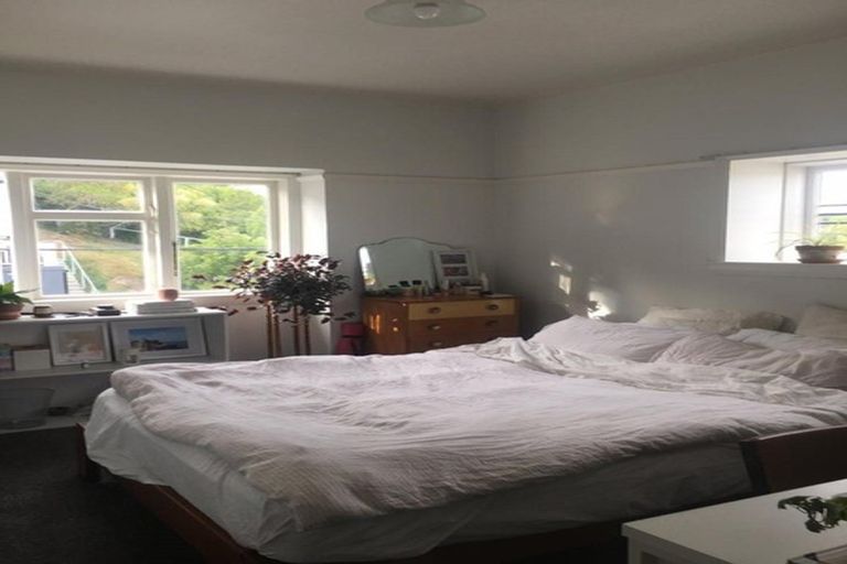 Photo of property in 1/57 Hawker Street, Mount Victoria, Wellington, 6011