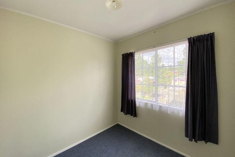 Photo of property in 44 Borich Road, Sunnyvale, Auckland, 0612